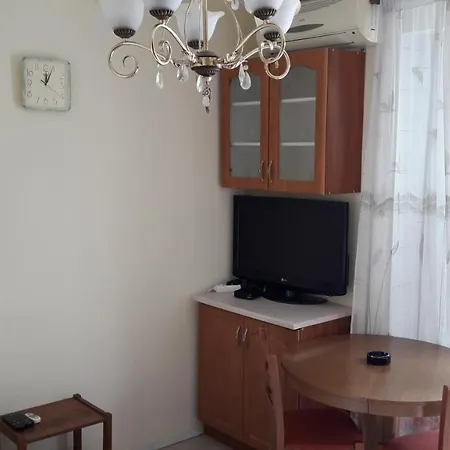 Studio Near The Airport Tivat Exterior photo