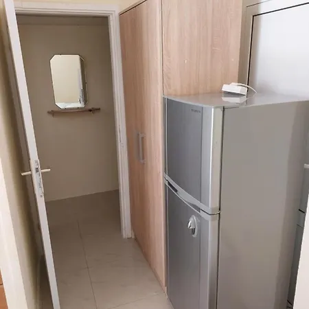 Studio Near The Airport Tivat Exterior photo